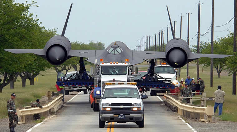SR-71 in tow on a Cozad trailer